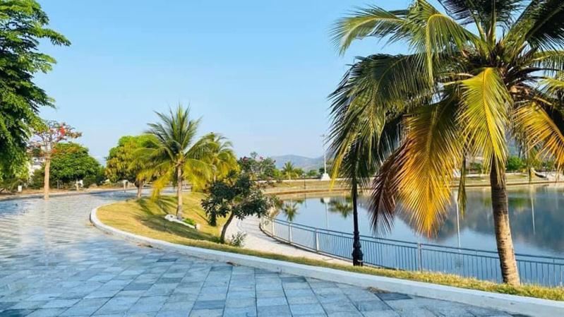 Moc Homestay- Near Bai Dai Beach Cam Lam エクステリア 写真