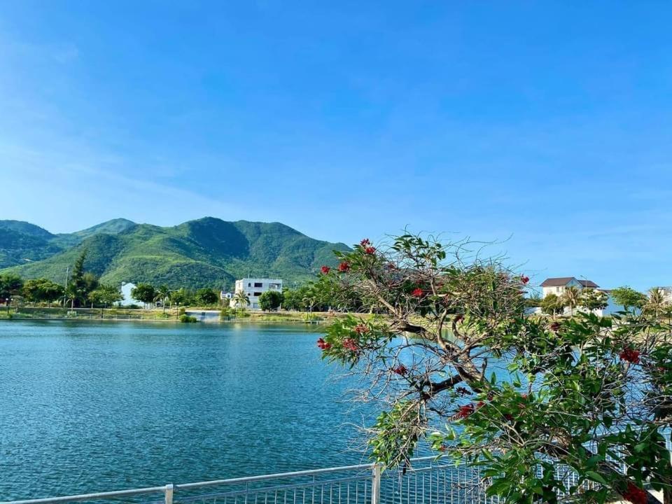 Moc Homestay- Near Bai Dai Beach Cam Lam エクステリア 写真